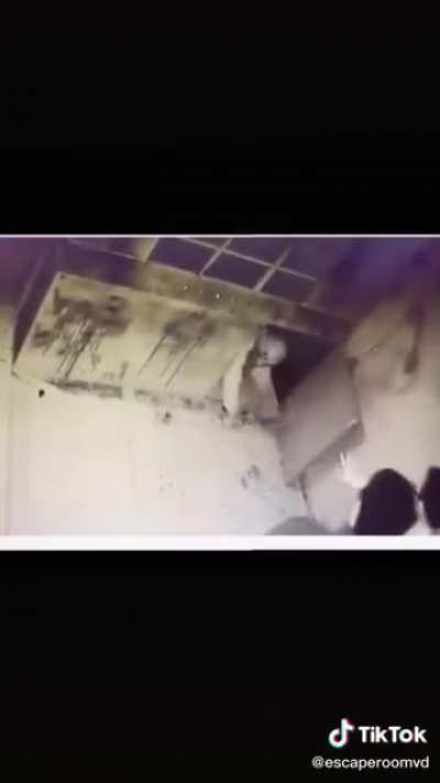Sad haunted house :(