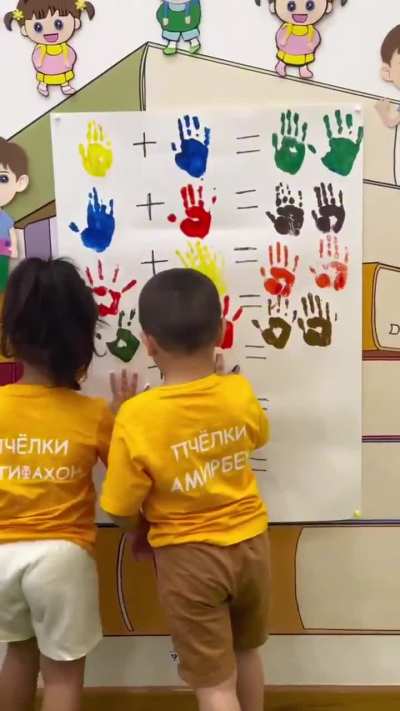 Kids learning about color mixing techniques! ?☺️