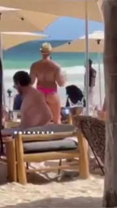 Dat Ass ?