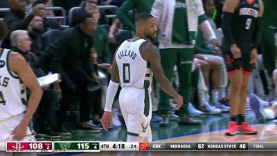 [Highlight] Dame is called for an offensive foul after hitting Dillon Brooks