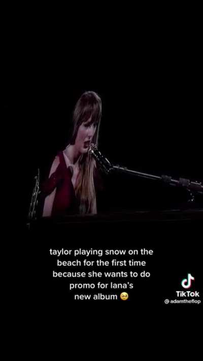 Taylor Swift telling fans at her concert to support Lana Del Reys New Album