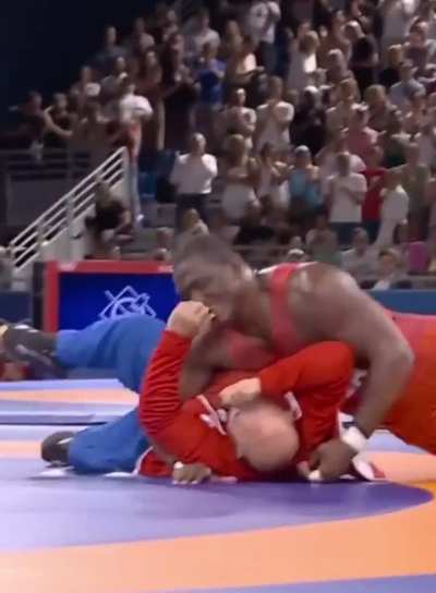 Mijaín López makes history as the first athlete ever to win 5x consecutive Gold medals in the same event.
