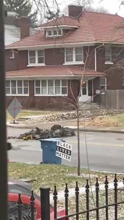 This cop playing with an RC excavator is pure comedy