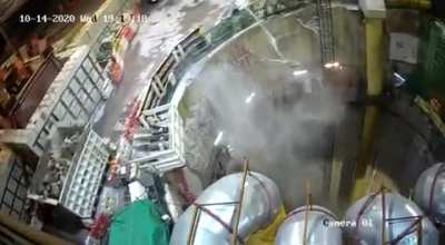 Excavator being lifted into tunnel shaft in Hong Kong falls. 10/14/2020.