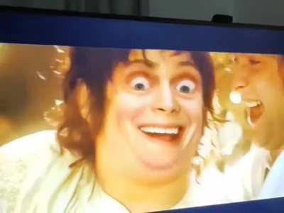 "Frodo wakes up" scene, but it's hilarious