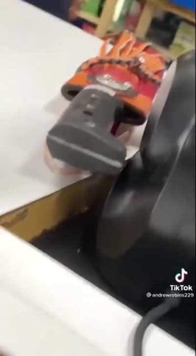 TRIGGER WARNING ⚠️ ⛔️ JUMP SCARE