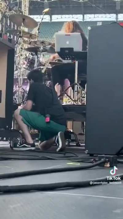 A drummer's in ear metronome goes out mid-show.