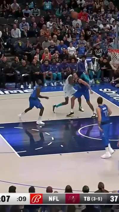 [HIGHLIGHT] LaMelo from "Waxahachie"