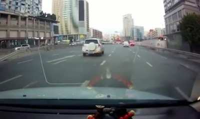 This driver really needs to learn how to drive