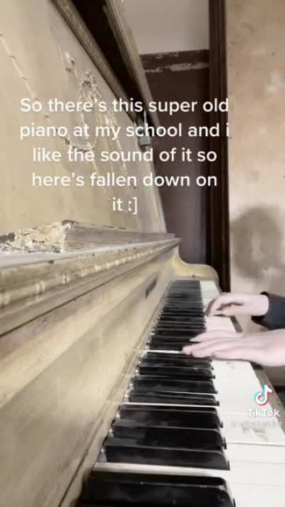 I want a old piano all of a sudden