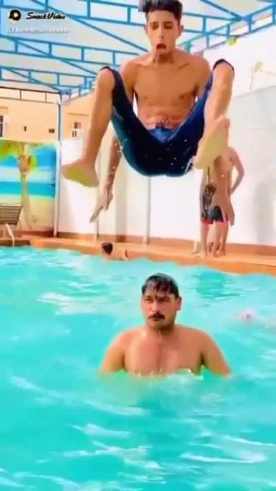 Avatar: The last Neckbender