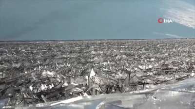 ? The frozen lake thaws due to the temperature rise and this fascinating sight emerge. (Turkey/Çıldır Lake)