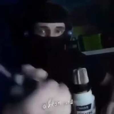 WCGW pulling the pin out of the grenade