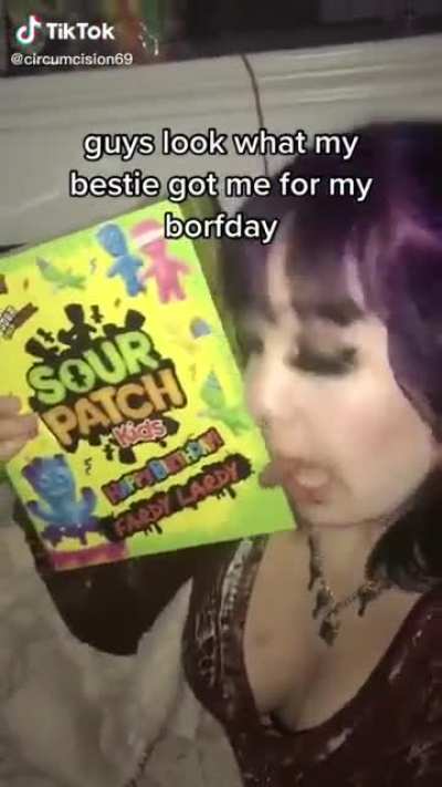 Cringy goth