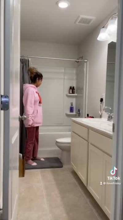 iLOVEFRiDAY house tour ?