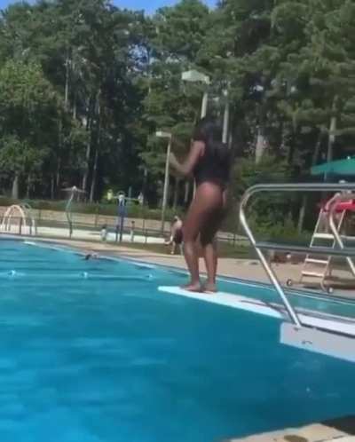 Unbelievable dive ? this made me laugh
