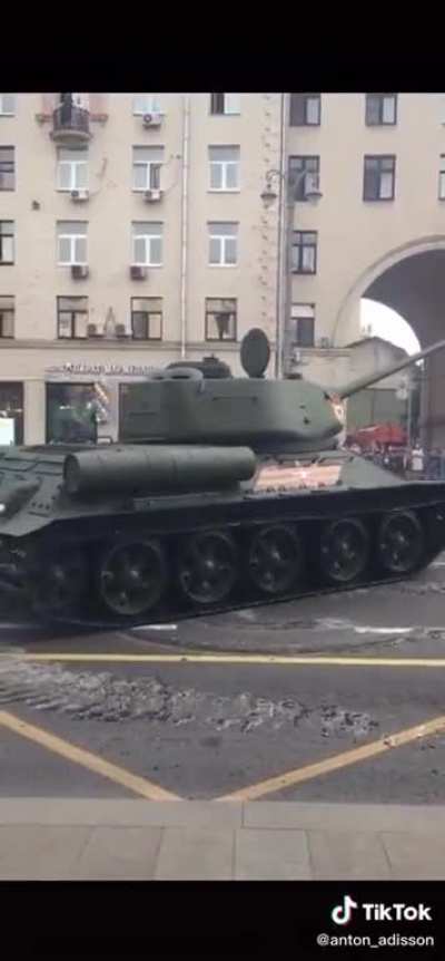 Moscow Victory Day Parade and it's effect on the roads