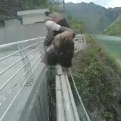 WCGW doing a backflip on the cliff pipe