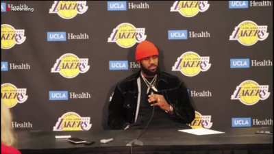 [highlight] LeBron James talks about Clippers Coach Tyronn Lue: "As a coach, he doesn't have a weakness."
