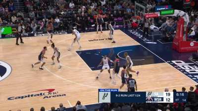[Highlight] Marvin Bagley III with his only 2nd 3-pointer made this season (out of 8 attempts).