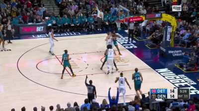 [Highlight] Jokic rebound and outlet pass last night in a loss against the Pistons.