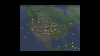 12-hour time-lapse of American Airlines, Delta &amp; United Airlines plane traffic after the IT outage