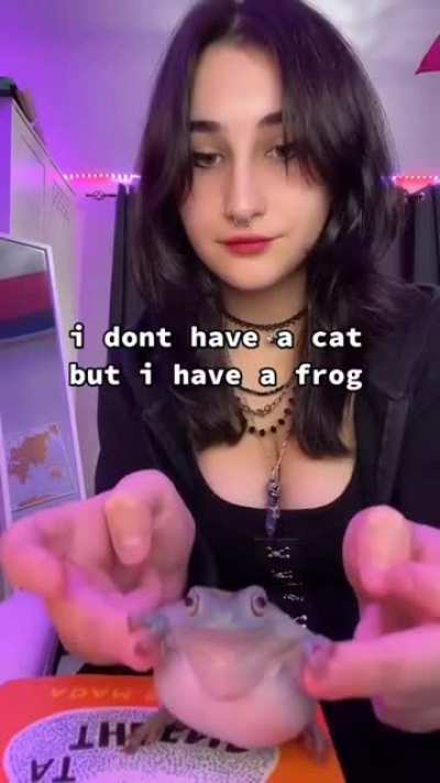 Lady’s got a pet