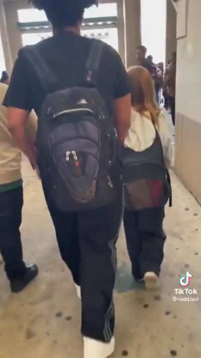 Boy gets recorded &amp; bullied, dragged on TikTok/Twitter, and labeled a pedo claiming he’s a senior dating a freshman, turns out it’s just a freshman who happens to be 6’4