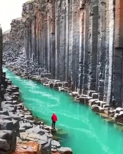 ? Stuðlagil Canyon, Iceland