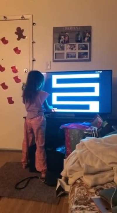 Such an easy maze! Poor little bro...