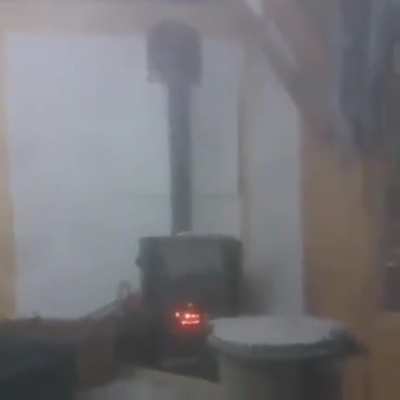 German kids put silicon spray into an oven