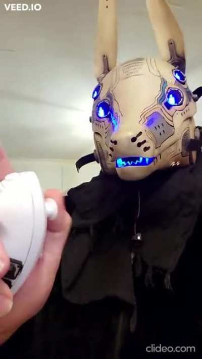 Since people wanna upload my Anubot videos without credit saying "EyE trACkIng" heres the video of the emote demo with the controller showing. Mask base by Miss Monster, paint and electronics by me