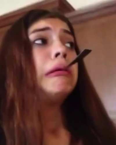 "ah en eh ee aaww"