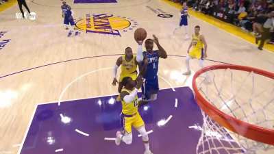 [Highlight] 37 year old Lebron James leaps out the building to "block" the shot
