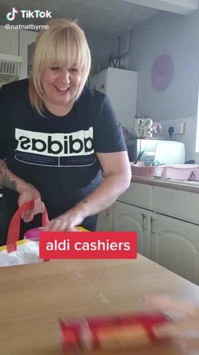 Shopping at ALDI be like