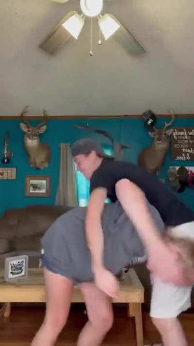 Finish her!