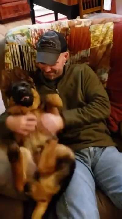 It tickles hoomam.