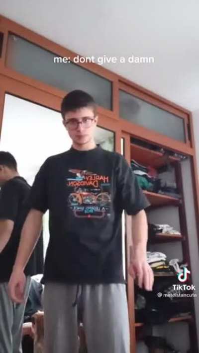 Reddit mods be like ?