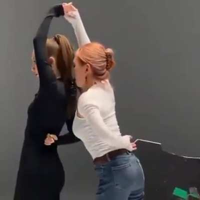 This camerawoman’s choreography