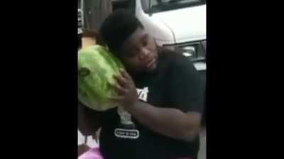How to choose a watermelon like a pro