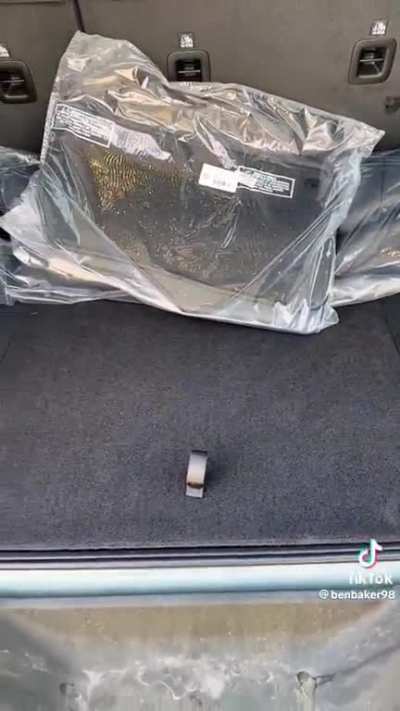 Customer states there's no spare tire