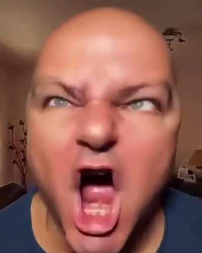 Would you like tohave this guy as your father?.... cringe asf