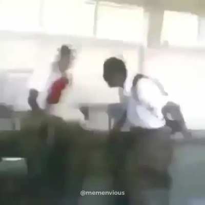 one slap make everyone run