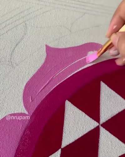 Enjoying Art ??️?‍??‍?