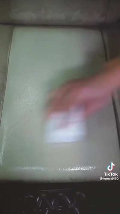 Satisfying car detailing