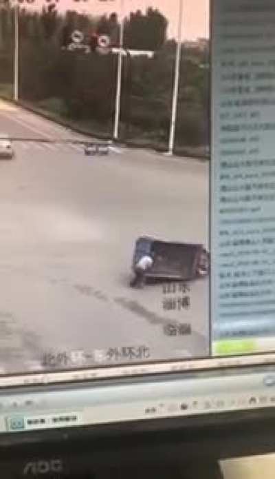 Handbrakes a can prevent accidents from getting worse.