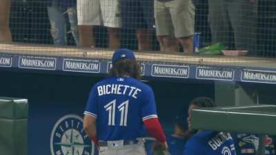 [Highlight] [SEA-TOR] Blue Jays bullpen bullpenned, Walk, Walk, Infield Hit, Walk with two outs and no one on to end the game.