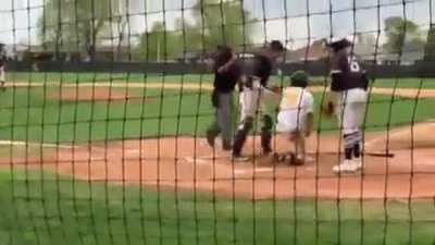 Illinois HS baseball is no joke... great job holding the ⚾️