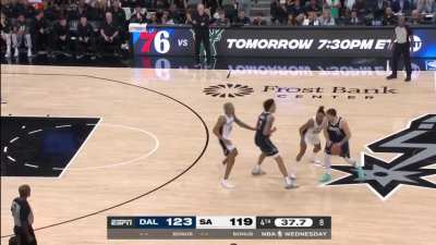 [Highlight] Kyrie sizes up Wemby and tries "The Shot" on him; Luka hits the stepback 3 to put the game out of reach (with replay)