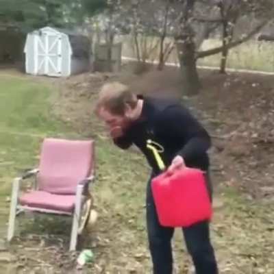 Dumbfuck spits gasoline at a fire. What could go wrong?